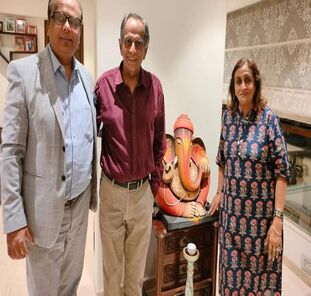 Honorable Chairman ACOHI Dr. Sanee Awsarmmel visits the legend Pahlaj Nihalani Ji ( Censor Board Chairman – R )